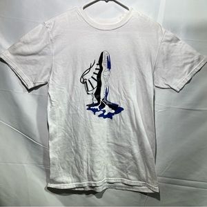 Air Jordan Graphic Sneaker Adult Tee Size M.
